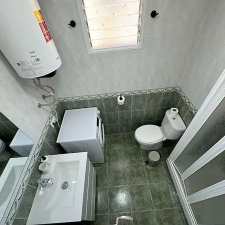 Apartment Flat To Enjoy - 4 People C2 Malaga
